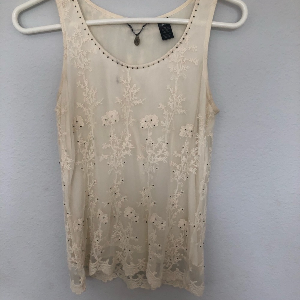 White cream detailed tank top